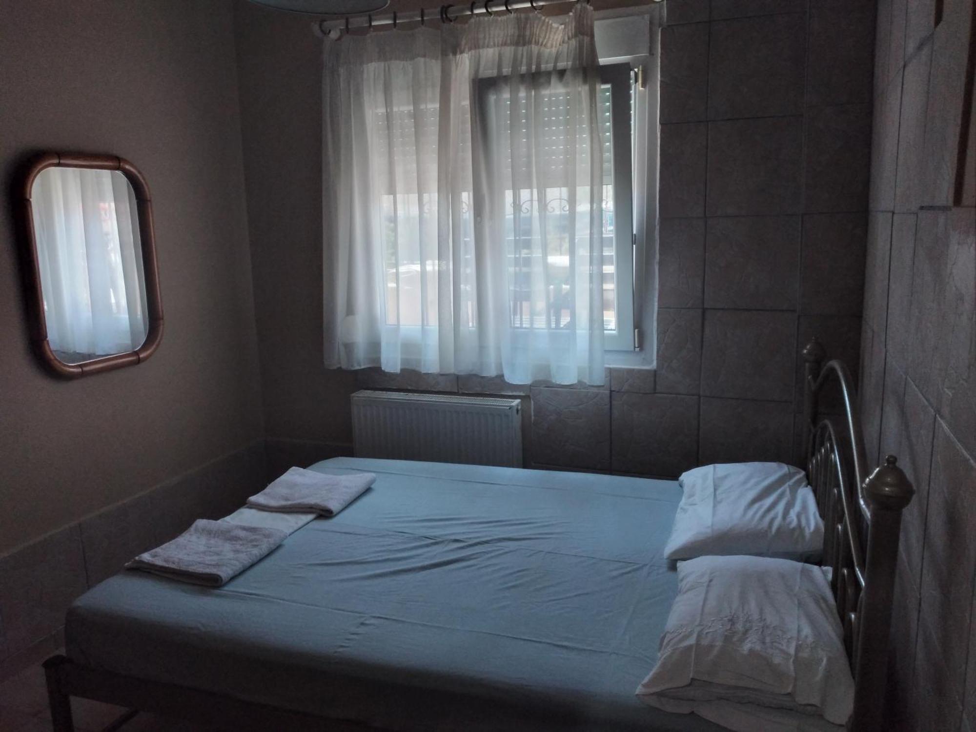 Ariadne Apartments 尼亚米卡尼奥纳 外观 照片