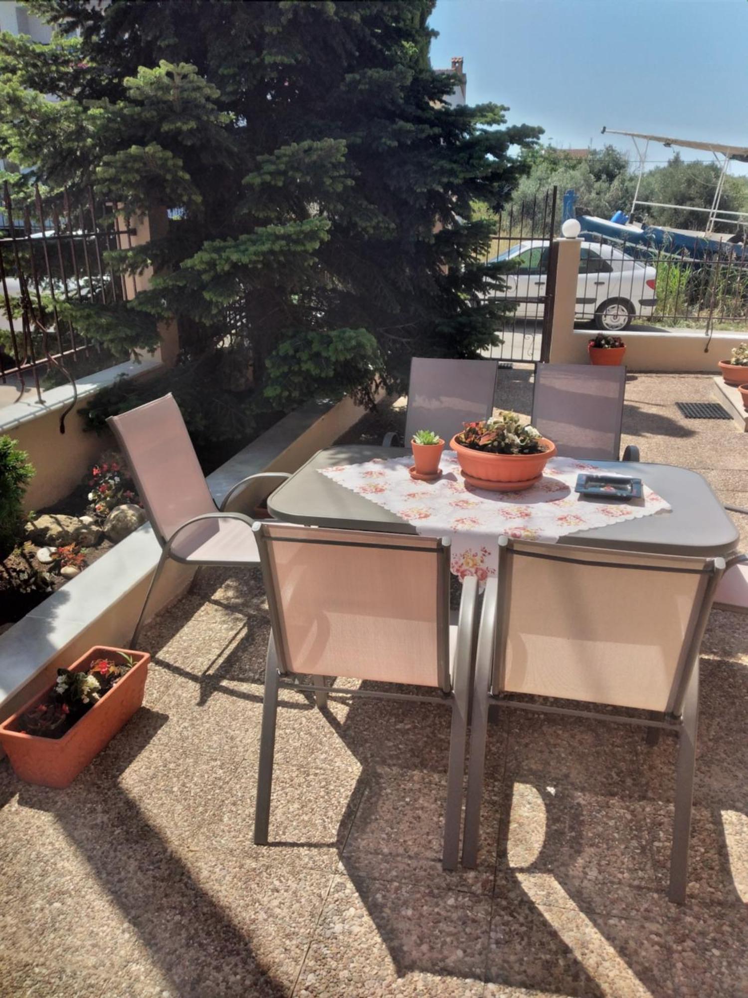 Ariadne Apartments 尼亚米卡尼奥纳 外观 照片
