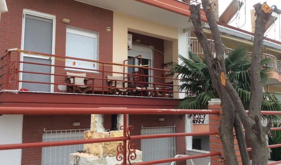 Ariadne Apartments 尼亚米卡尼奥纳 外观 照片